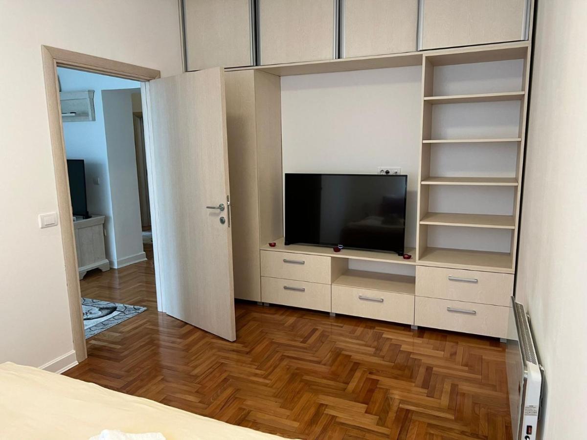 Apartment Alex เบลเกรด ภายนอก รูปภาพ