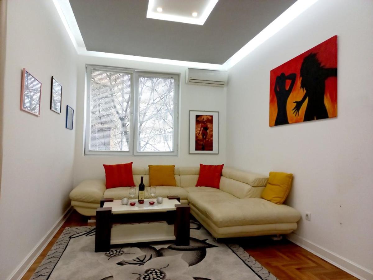 Apartment Alex เบลเกรด ภายนอก รูปภาพ